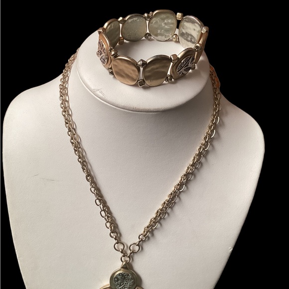 Chico’s Necklace and matching bracelet. Price Firm - Picture 5 of 7